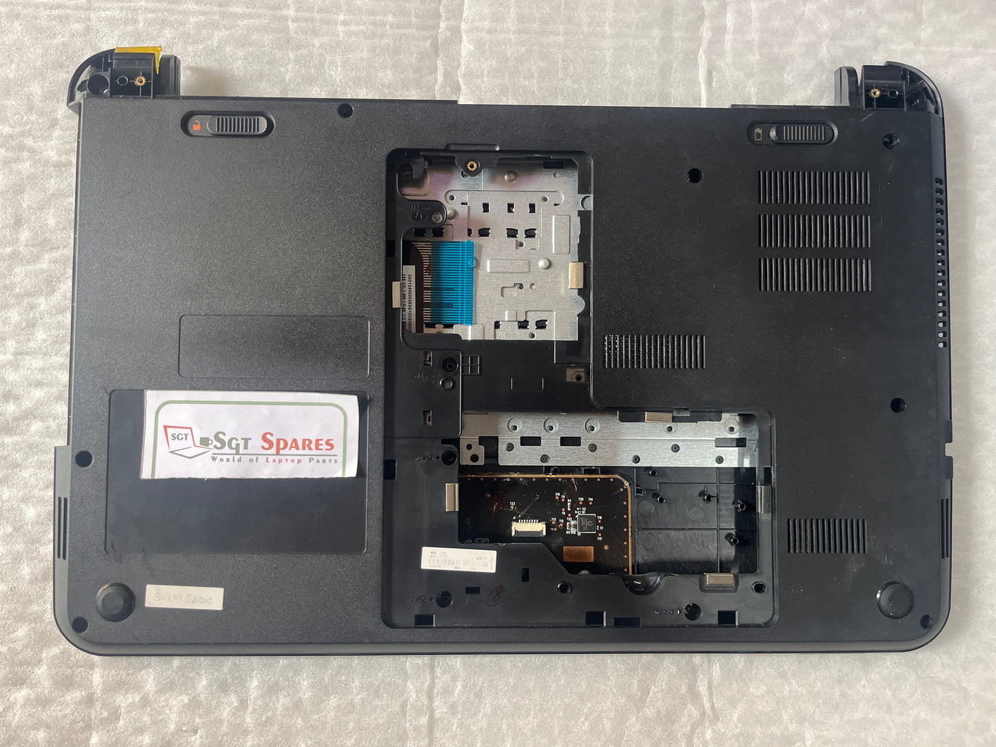 HP 240-G2, 14-D Palmrest (Touchpad) with bottom base (CD Body)