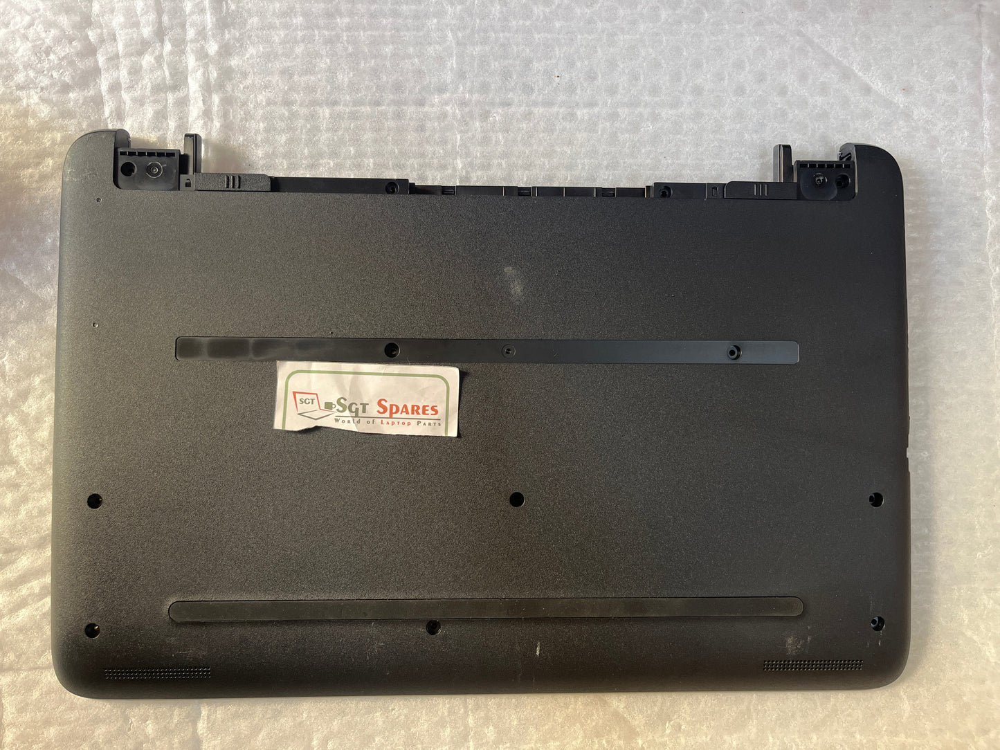HP 15-AC, 15-AY, 15-AF, 15-BA, 15-BE, 250-G4, 255-G4, 250-G5, 255-G5 Palmrest (Touchpad) with bottom base (CD Body)