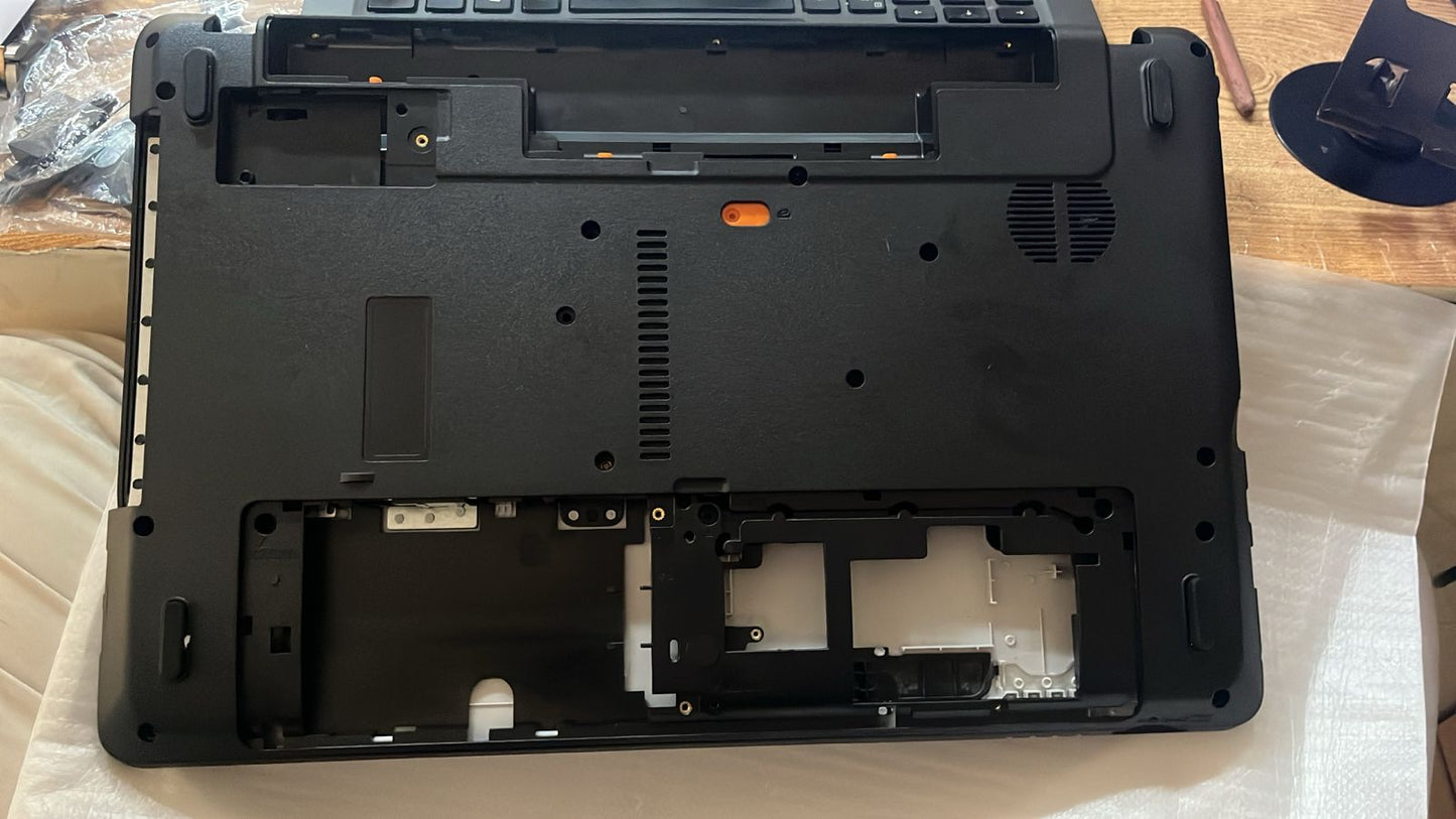 Acer Aspire E1-571, E1-531, E1-521, E1-571g, Ne56r Laptop Lcd Top Cover Bezel Hinges with Touchpad Palmrest and Bottom Base Full Body Assembly